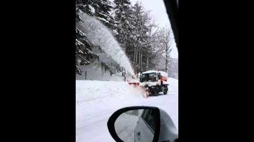 Spazzaneve Limone Piemonte Cuneo, camion spara neve