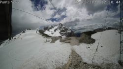 Webcam Vista sulla Punta Nera presso la sciovia Tondi 2240 m.
