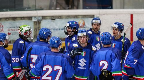 Dieci casi di positività al Covid nella nazionale azzurra di hockey su ghiaccio: allenamenti sospesi