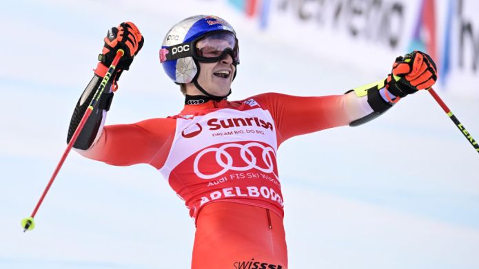 '.Per il secondo anno consecutivo, Marco Odermatt è l'atleta dell'anno di Swiss-Ski: la premiazione a Zurigo.'