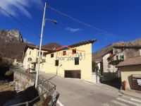 Casa indipendente in vendita a Ballabio(LC)