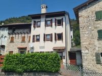 Casa indipendente in Vendita a Barcis(PN)