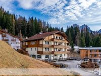 Palazzo / Stabile in vendita a Selva di Cadore(BL)