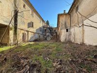 Rustico / Casale in vendita a Vittorio Veneto(TV)