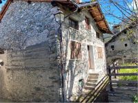 Casa indipendente in vendita a Brusson(AO)