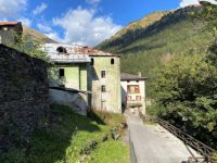 Palazzo / Stabile in vendita a Ponte di Legno(BS)