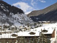 Palazzo / Stabile in vendita a La Thuile(AO)