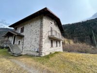 Casa indipendente in vendita a Gromo(BG)