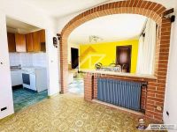 Casa indipendente in vendita a Revine Lago(TV)