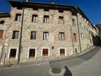 Casa indipendente in vendita a Revine Lago(TV)