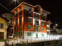 Palazzo / Stabile in vendita a Branzi(BG)