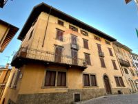 Casa indipendente in vendita a Clusone(BG)