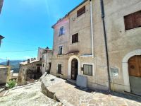 Casa indipendente in vendita a Ovindoli(AQ)