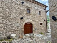 Casa indipendente in vendita a Rocca di Mezzo(AQ)