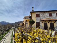 Villetta a schiera in vendita a Rocca di Cambio(AQ)