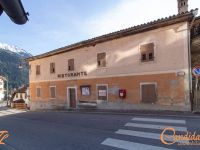 Palazzo / Stabile in vendita a Ravascletto(UD)