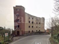Palazzo / Stabile in vendita a Zafferana Etnea(CT)