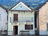 Casa indipendente in vendita a Varzo(VB)