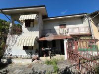 Casa indipendente in vendita a Bagnolo Piemonte(CN)