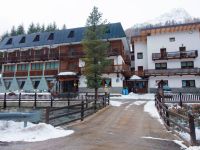 Palazzo / Stabile in vendita a Ayas(AO)