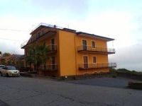 Palazzo / Stabile in vendita a Zafferana Etnea(CT)