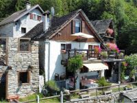 Casa indipendente in vendita a Varzo(VB)