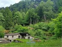 Rustico / Casale in vendita a Villa di Chiavenna(SO)