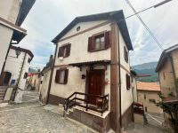 Casa indipendente in vendita a Rocca di Mezzo(AQ)