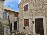 Appartamento in vendita a Castel del Monte(AQ)