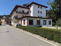 Palazzo / Stabile in vendita a Lavarone(TN)