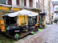 Attivit&agrave; / Licenza in vendita a Lovere(BG)