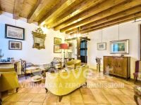 Palazzo / Stabile in vendita a Vittorio Veneto(TV)