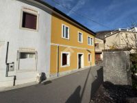 Rustico / Casale in vendita a Vittorio Veneto(TV)