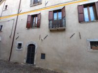Casa indipendente in vendita a Castel del Monte(AQ)