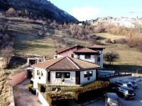 Attivit&agrave; / Licenza in vendita a Rocca di Cambio(AQ)