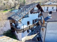 Casa indipendente in vendita a Pollein(AO)