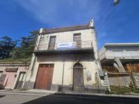 Casa indipendente in vendita a Zafferana Etnea(CT)