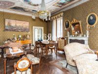 Palazzo / Stabile in vendita a Breno(BS)