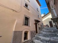 Appartamento in vendita a Rocca di Cambio(AQ)
