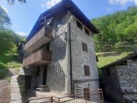 Casa indipendente in vendita a Torre di Santa Maria(SO)