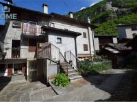 Casa indipendente in vendita a Villa di Chiavenna(SO)