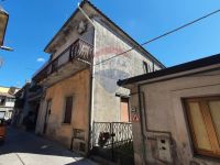 Appartamento in Vendita a Linguaglossa(CT)