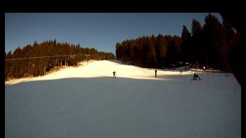 Prima discesa quasi in piedi in snowboard