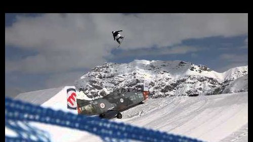 Caccia bombardiere al Mottolino, dal trasporto ai salti nello snowpark