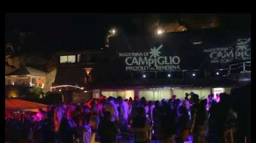 INIZIA IN COSTA SMERALDA LA STAGIONE DI CAMPIGLIO: EVENTO AUDI @PHI BEACH