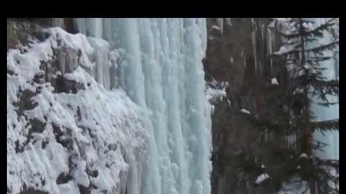 gennaio 2015 con neve Serrai di Sottoguda  funivia malga ciapela (filmador Renato)