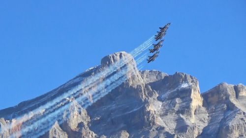 V-log From Zermatt (parody)