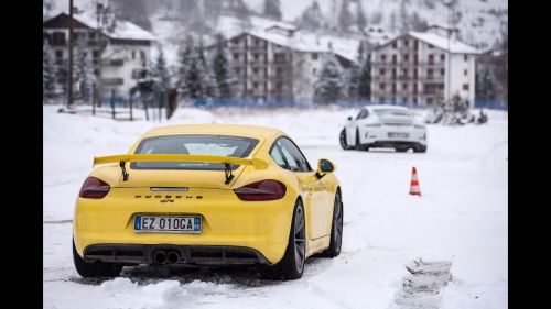 Terza tappa del Porsche sci club a San Sicario con un pazzo meteo
