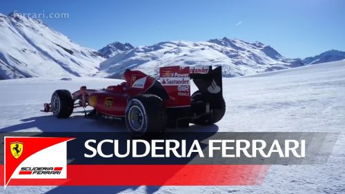 Passeggiata sulla neve - La Scuderia Ferrari a Livigno