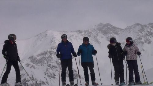 Sarah, Diana, Jill, David & Gordon skiing Chamonix
